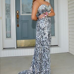 Prom dress size 6